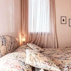 Very In Historical 1600 Palace With Lift A Few Min Walk From San Marco Square Venedig