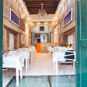 3* Ξενοδοχείο Al Mascaron Ridente