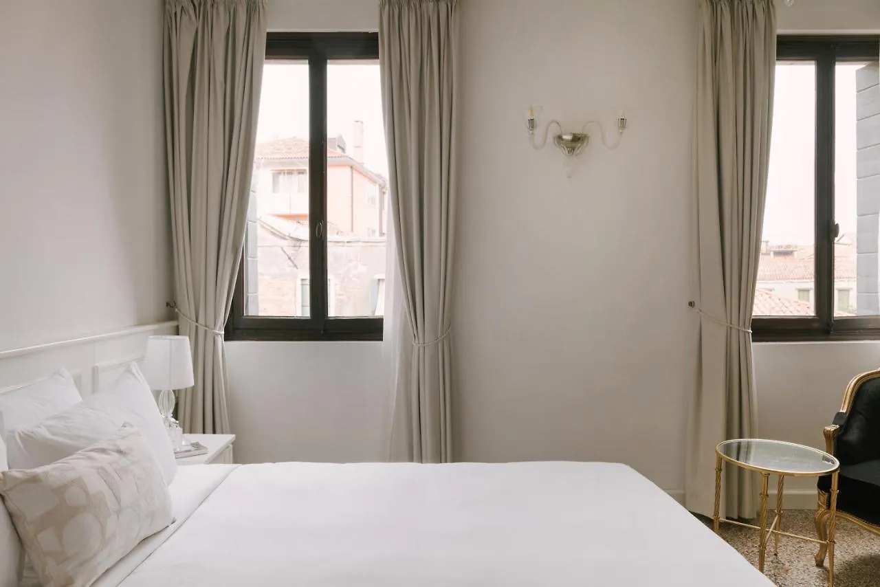 Ih Hotels Venezia Salute Palace (Adults Only) 3*, Venetië Italië