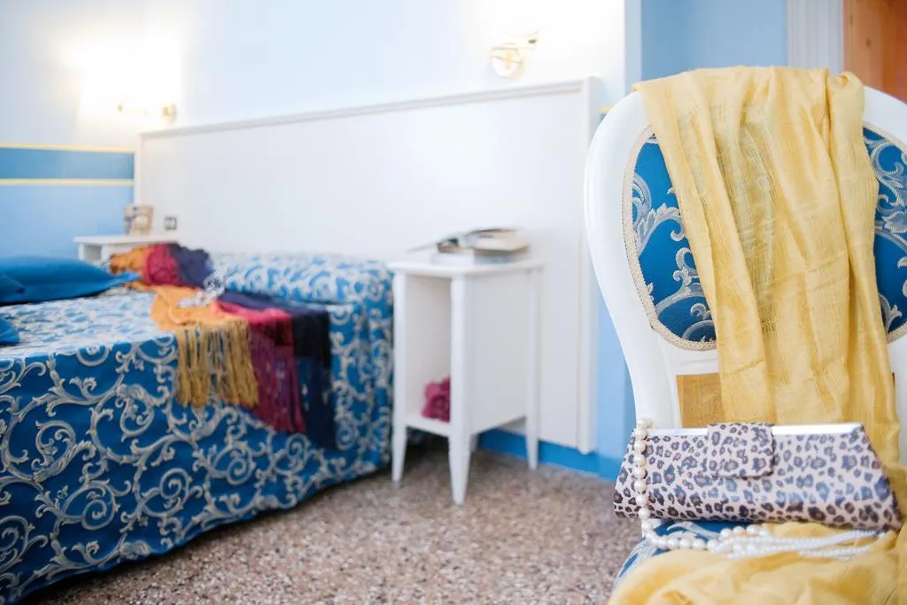***  Ih Hotels Venezia Salute Palace (Adults Only) İtalya